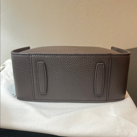 The Horse Mini Clementine in Charcoal - Picture 8 of 11